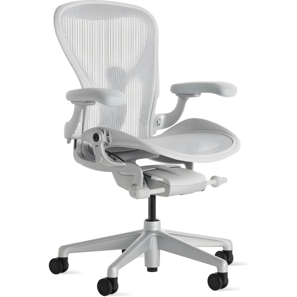 Ghế công thái học Herman Miller Aeron Remastered - Trắng Mineral - Hàng xách tay.